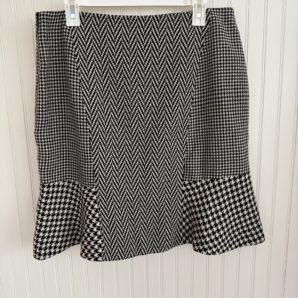 Ann Taylor Houndstooth Wool Skirt Size 12 - Picture 2 of 5